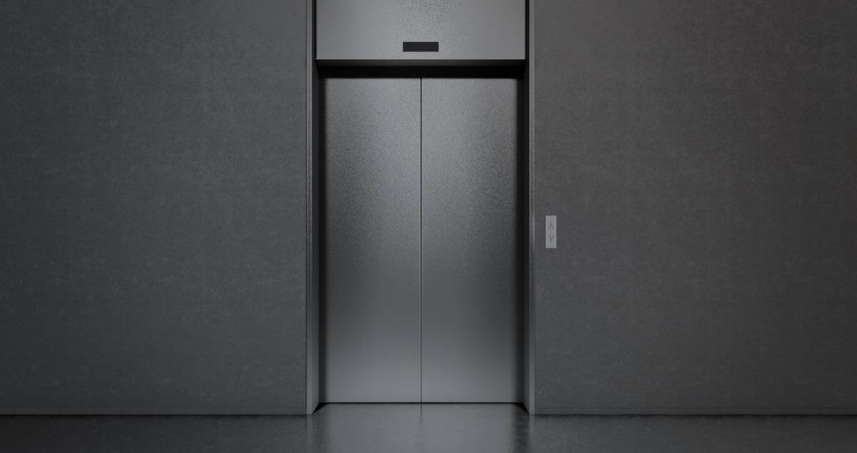 7 HOMES PER FLOOR. 7 LIFTS TO MATCH.